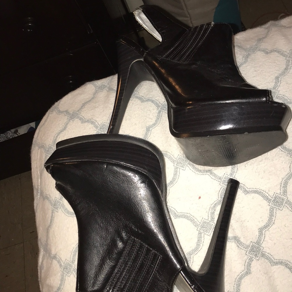 High heels - Picture 4 of 4